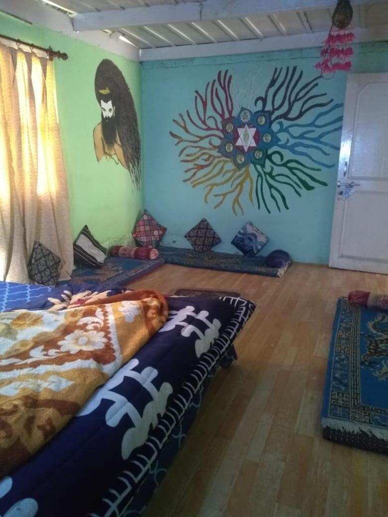 Renuka Homestay And Cafe Kasol Exteriör bild